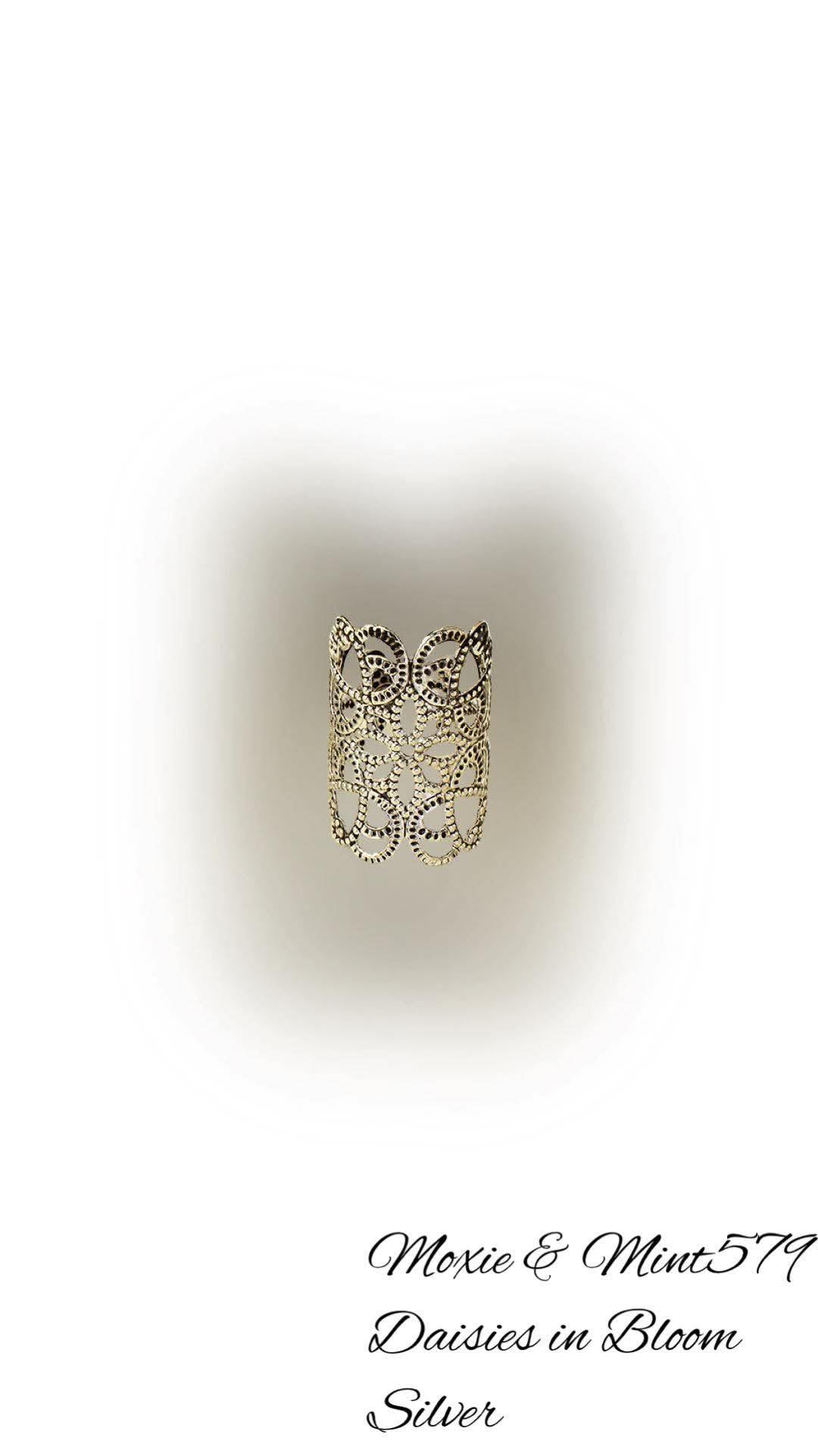 R404-5 Daises in Bloom Silver