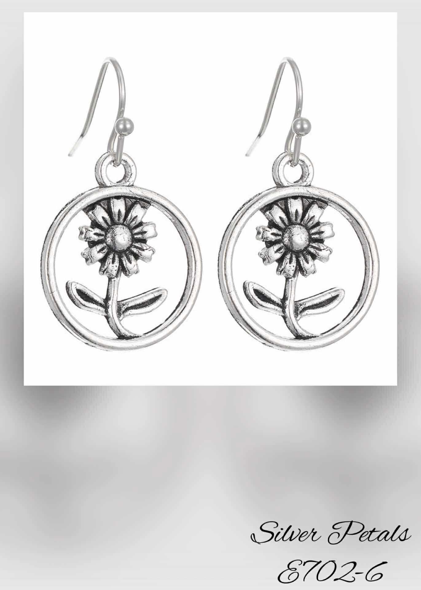 E702-6 Silver Petals