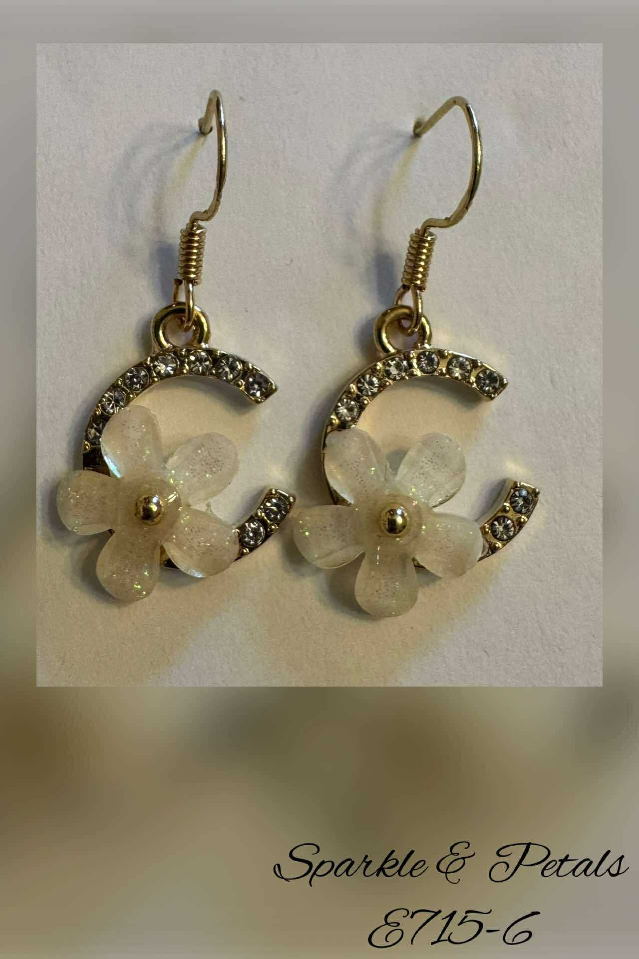 E715-6 Sparkle & Petals