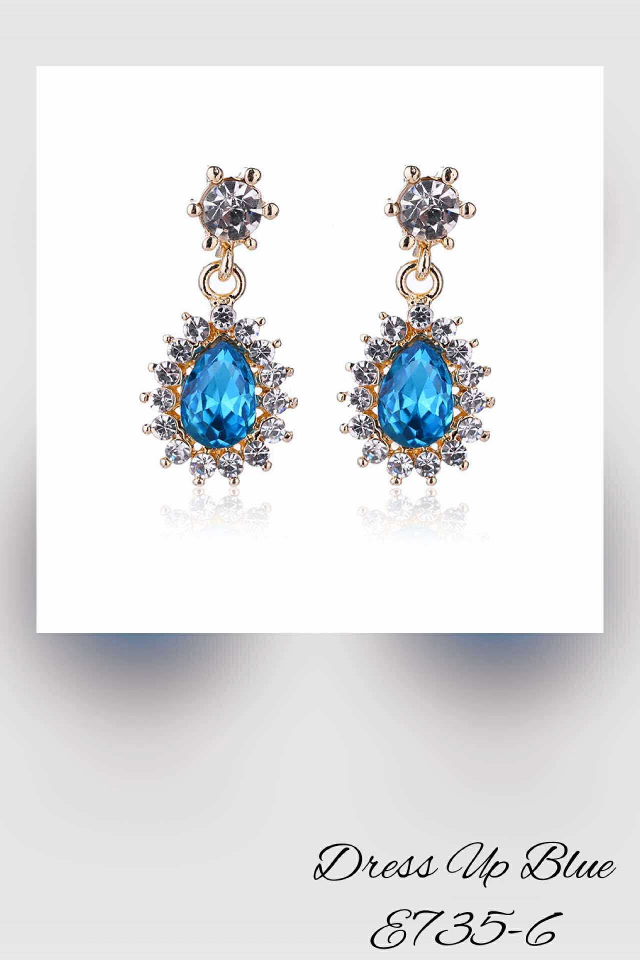 E735-6 Dress Up Blue